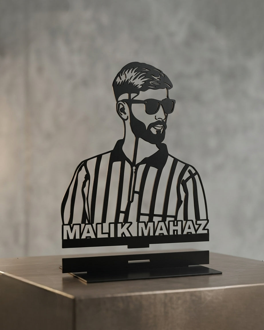 Custom Metal Avatar & Name Portrait – Premium Table Decor